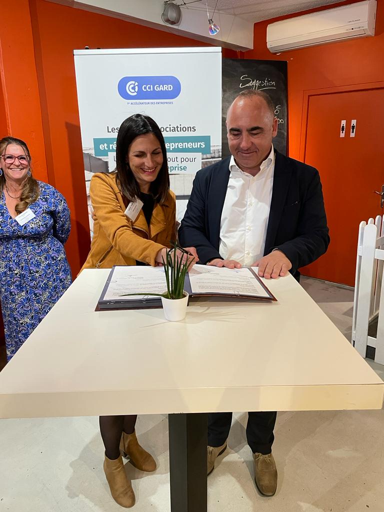 Signature convention CCI Gard club des entrepreneurs de marguerittes 